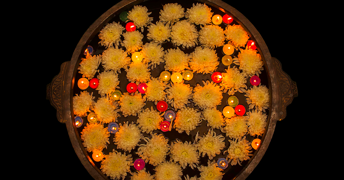 Floating Candles with Flowers