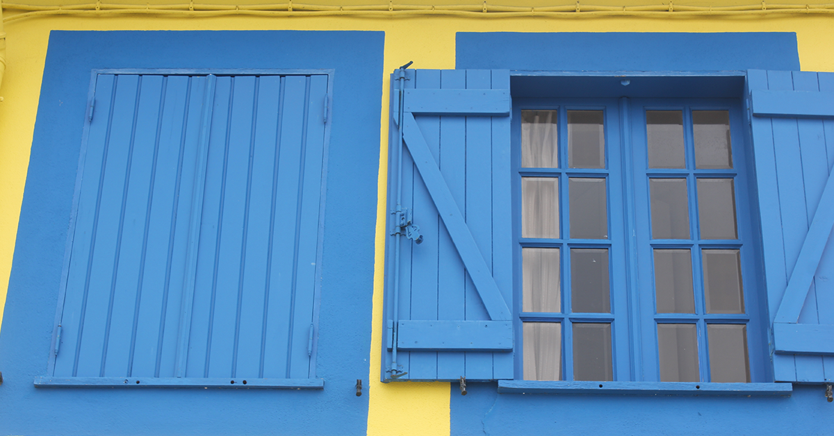 Blue and Yellow exterior colour combination