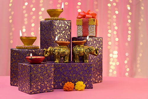diwali gifts and lights