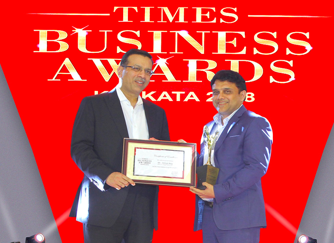 Mr Abhijit Roy, MD & CEO of Berger Paints India, recognised as the Most Enterprising CEO of 2017 at The Times Business Awards, Kolkata 2018